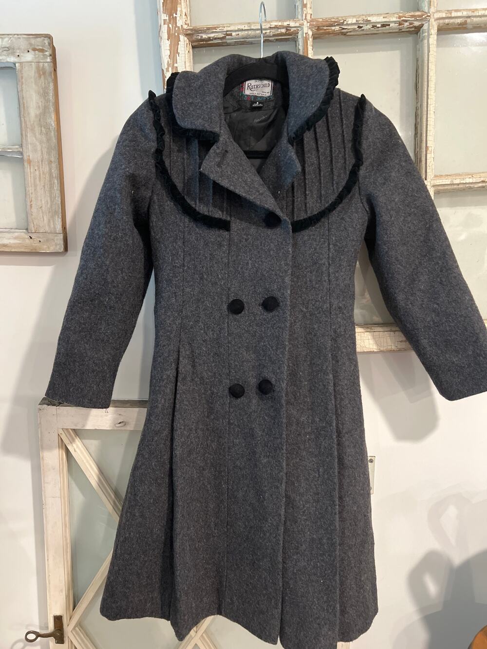 Rothschild girls size 8 gray & black long wool coat